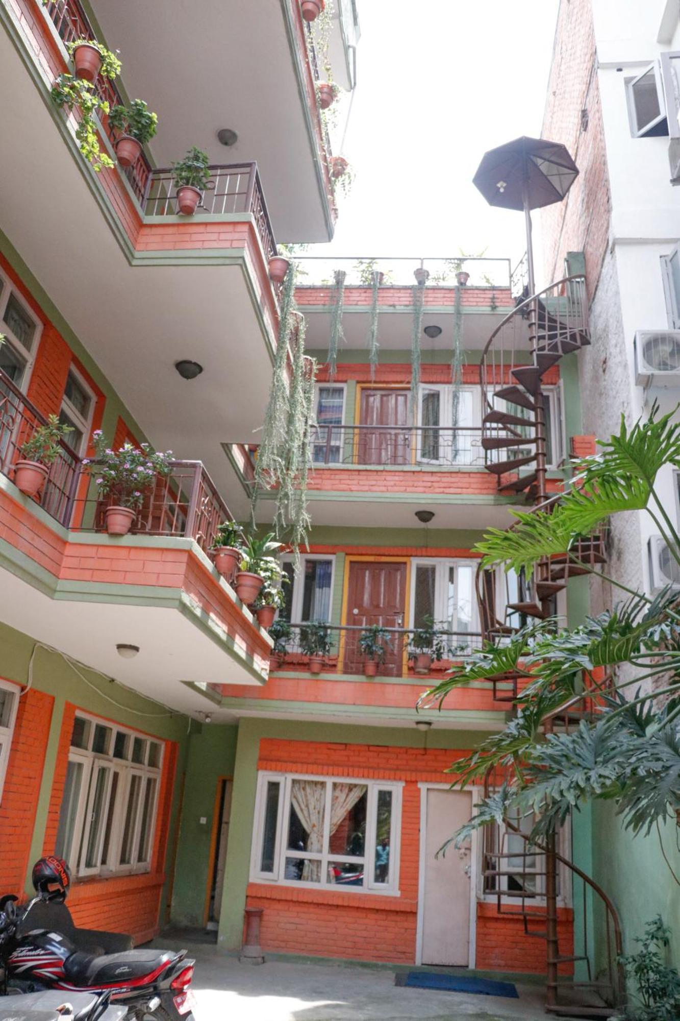 hotel Backpackers inn Kathmandu Buitenkant foto